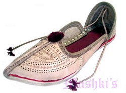 beaded slipper - click here for large view